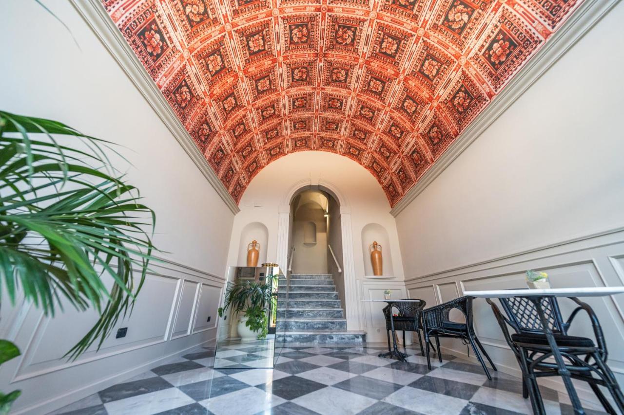 Palazzo Vergine - By Inside Salento Галиполи Екстериор снимка