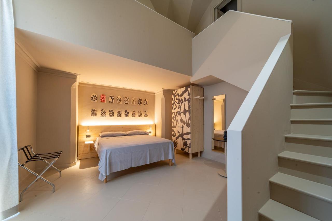 Palazzo Vergine - By Inside Salento Галиполи Екстериор снимка
