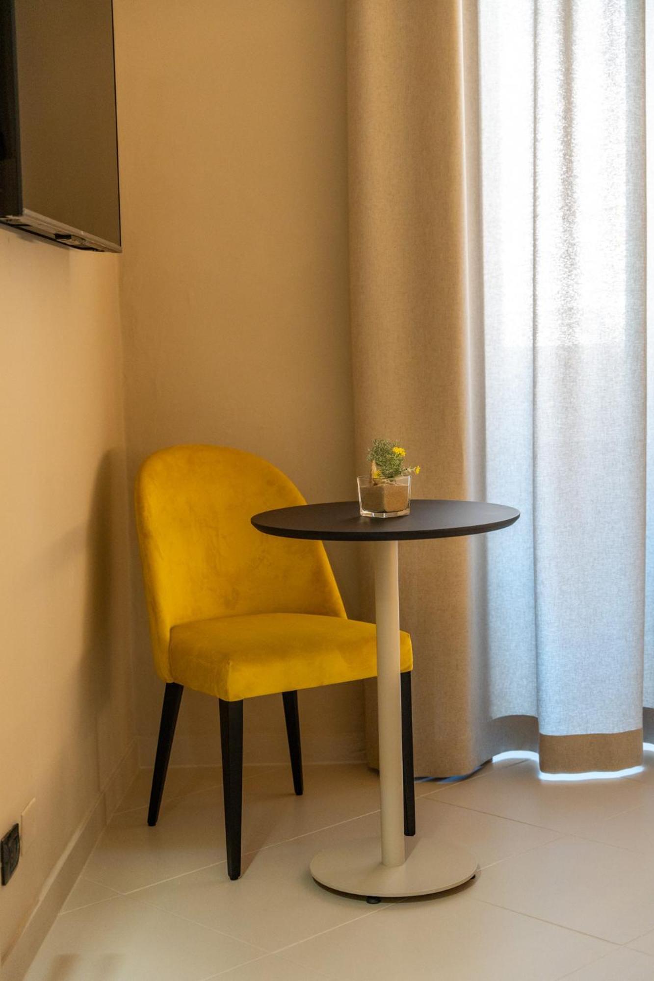 Palazzo Vergine - By Inside Salento Галиполи Екстериор снимка