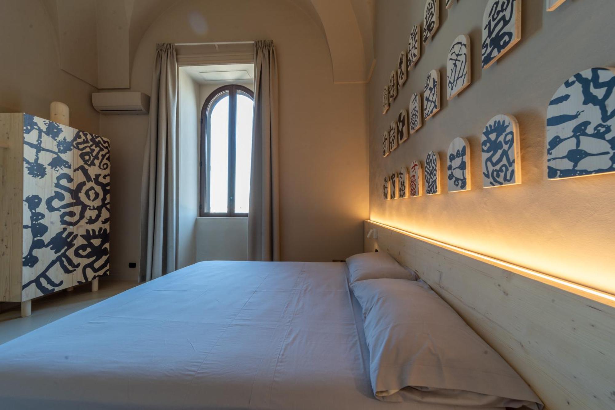 Palazzo Vergine - By Inside Salento Галиполи Екстериор снимка