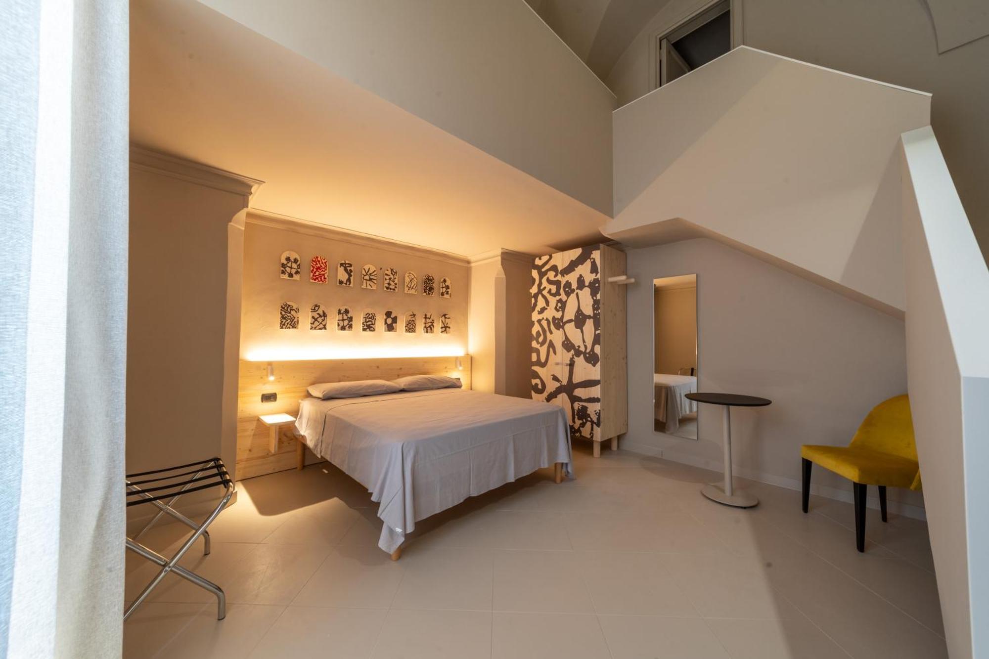 Palazzo Vergine - By Inside Salento Галиполи Екстериор снимка